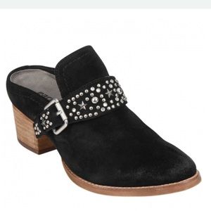 Earth Shoes with buckle